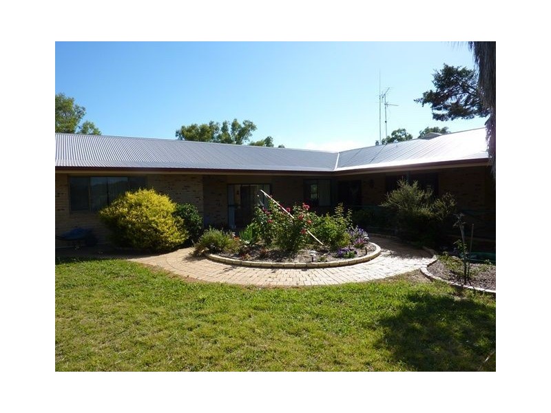 ” CLIFTON”, Inverell NSW 2360