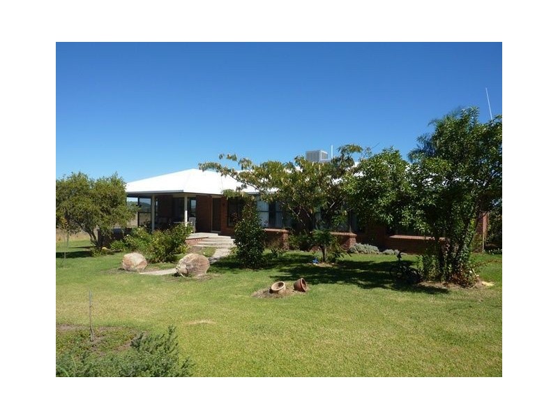 ” BONNIE DOON”, Inverell NSW 2360