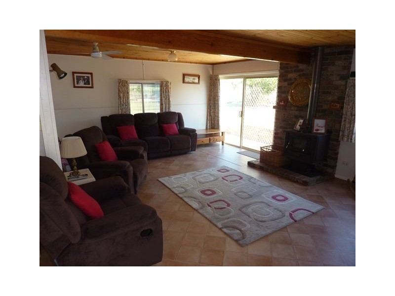 131 Waddells Lane ‘KEMPTON PARK’, Inverell NSW 2360