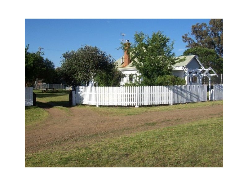 1653 Woodstock Road “ROCKLEIGH STATION”, Inverell NSW 2360