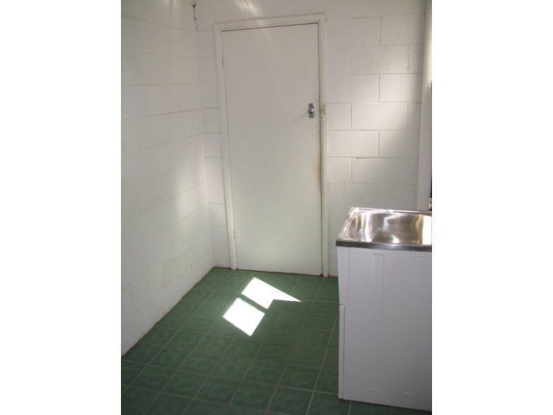 84 CHESTER STREET, Warren NSW 2824