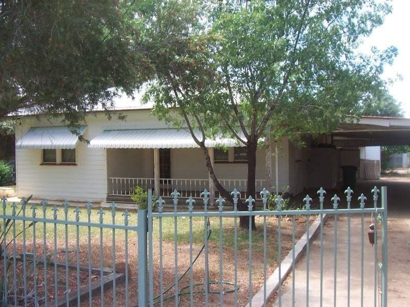 26 Stafford Street, Warren NSW 2824