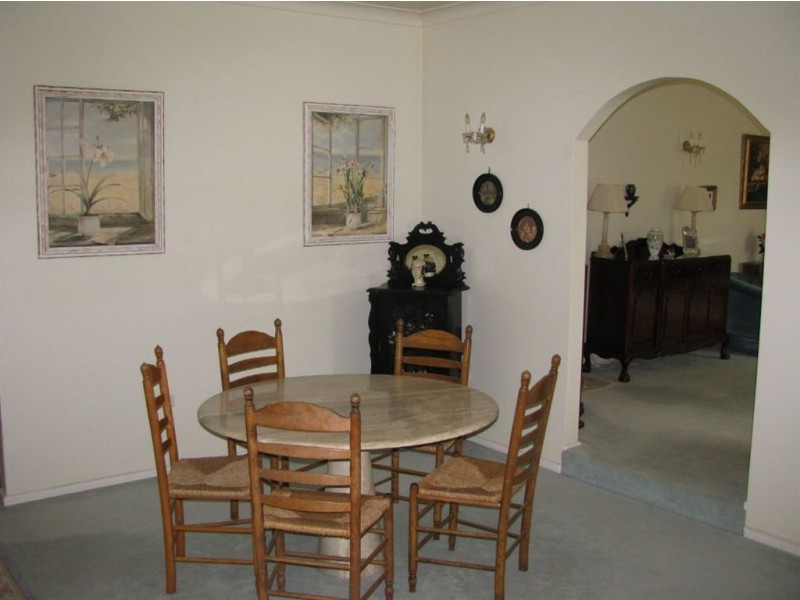 3 Macquarie Drive, Warren NSW 2824