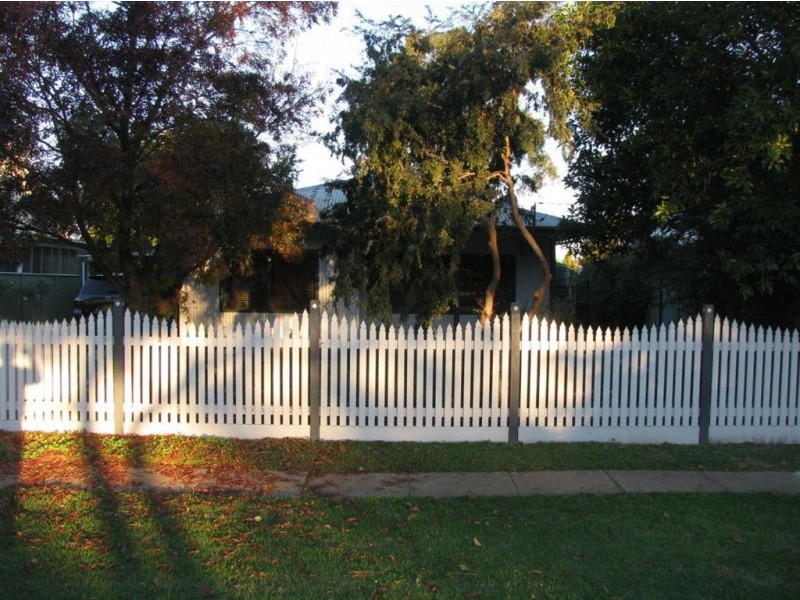 10 Stafford St, Warren NSW 2824