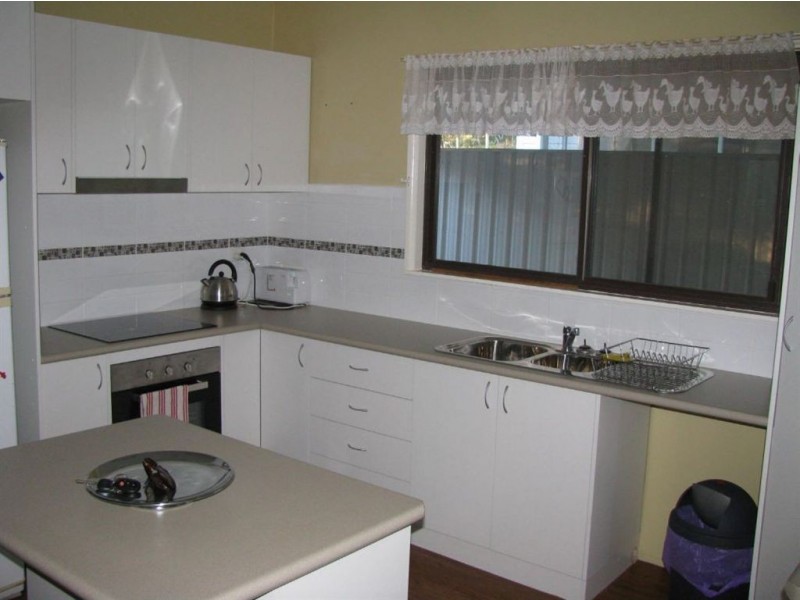 10 Stafford St, Warren NSW 2824