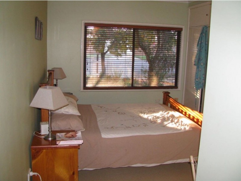 10 Stafford St, Warren NSW 2824