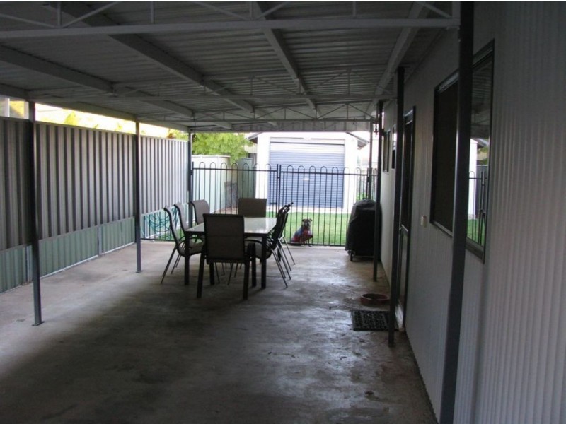 10 Stafford St, Warren NSW 2824