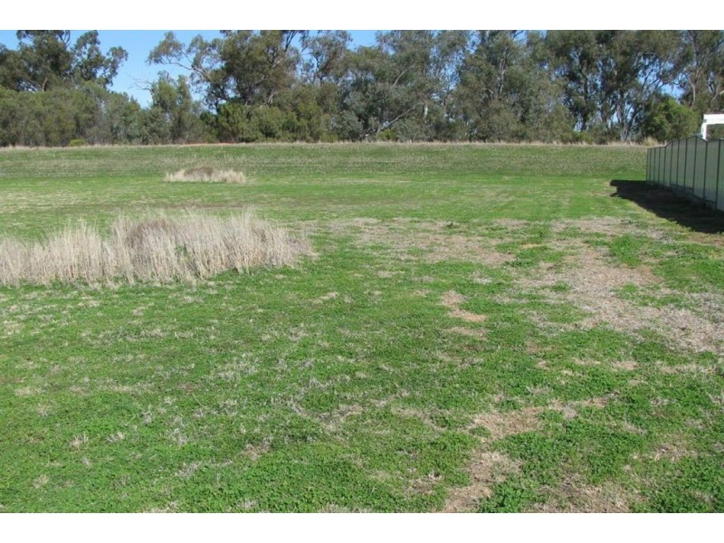 25 Deacon Drive, Warren NSW 2824