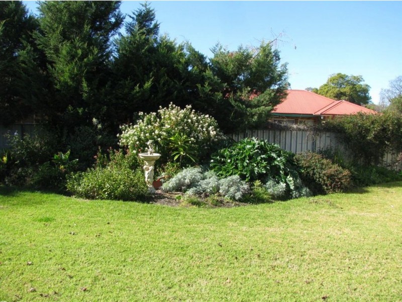 24 Orchard St, Warren NSW 2824