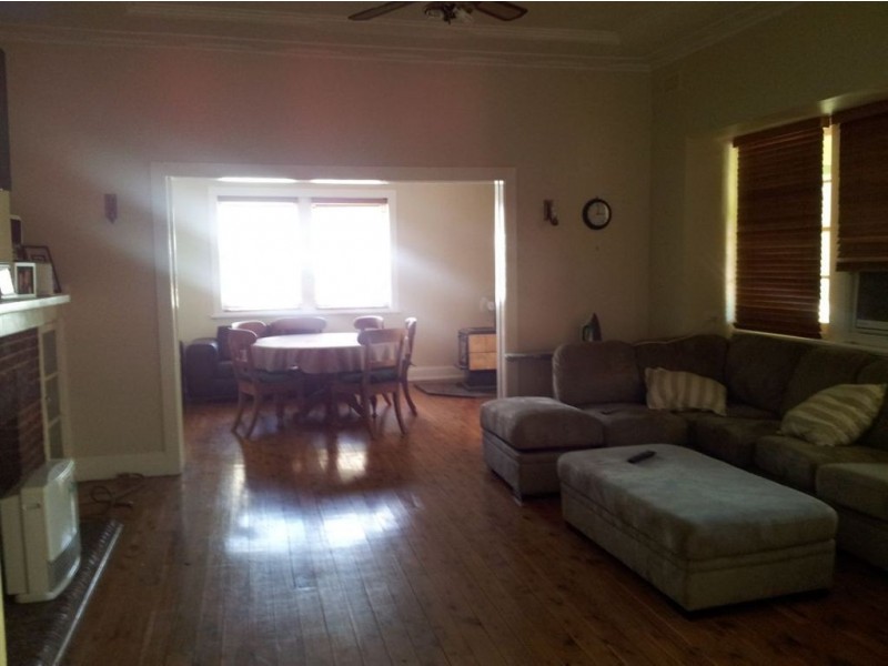 28 River Ave, Warren NSW 2824