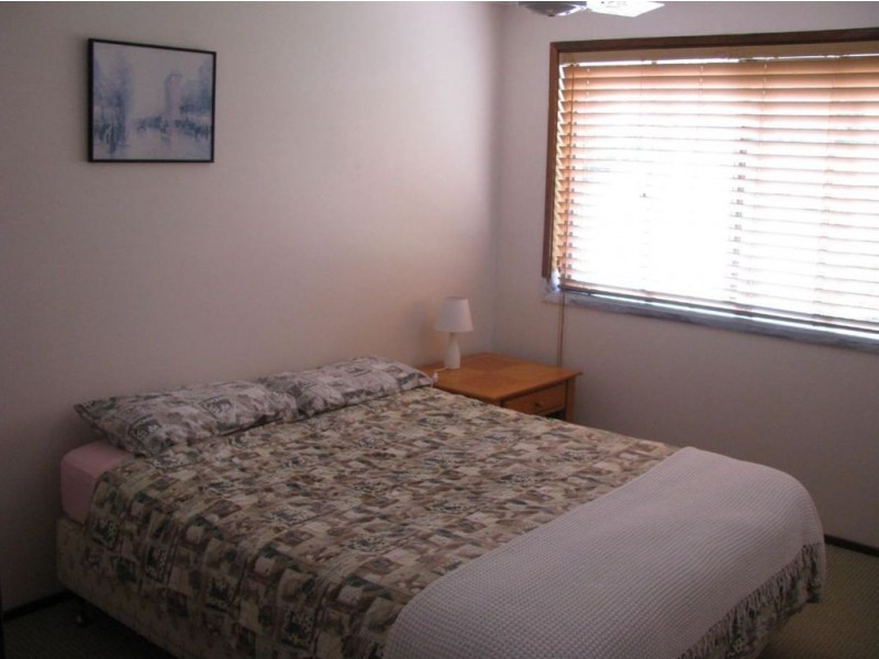 5 Hume St, Warren NSW 2824