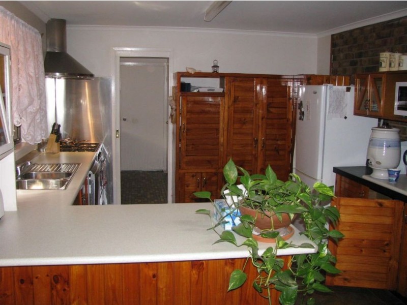 5 Hume St, Warren NSW 2824