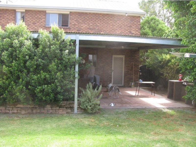 5 Hume St, Warren NSW 2824