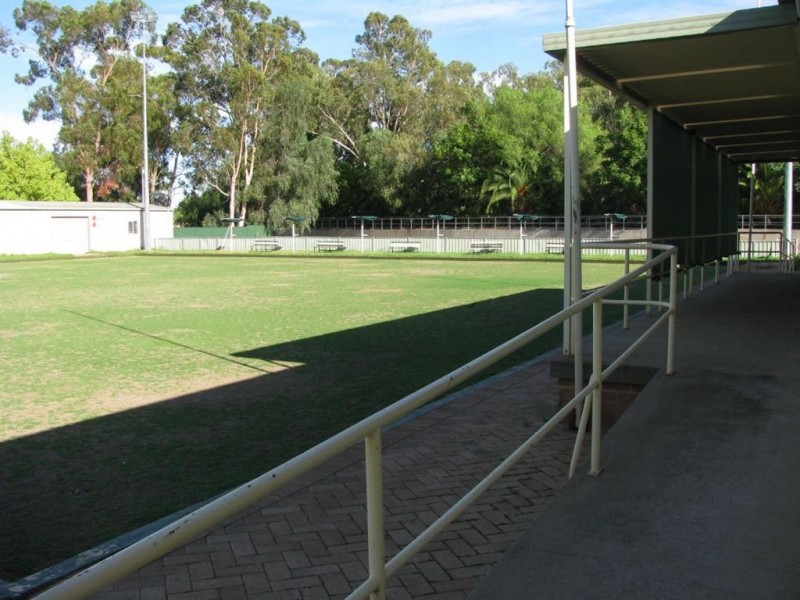 5 Burton St, Warren NSW 2824