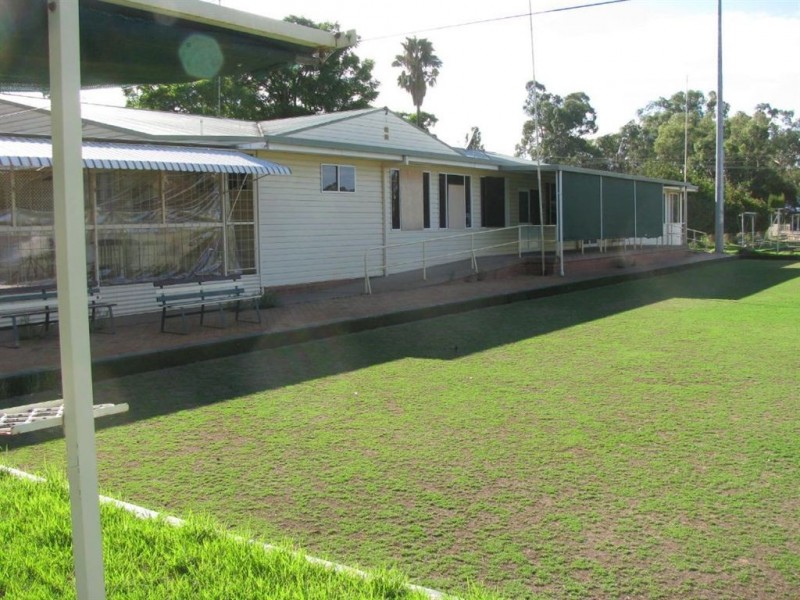 5 Burton St, Warren NSW 2824