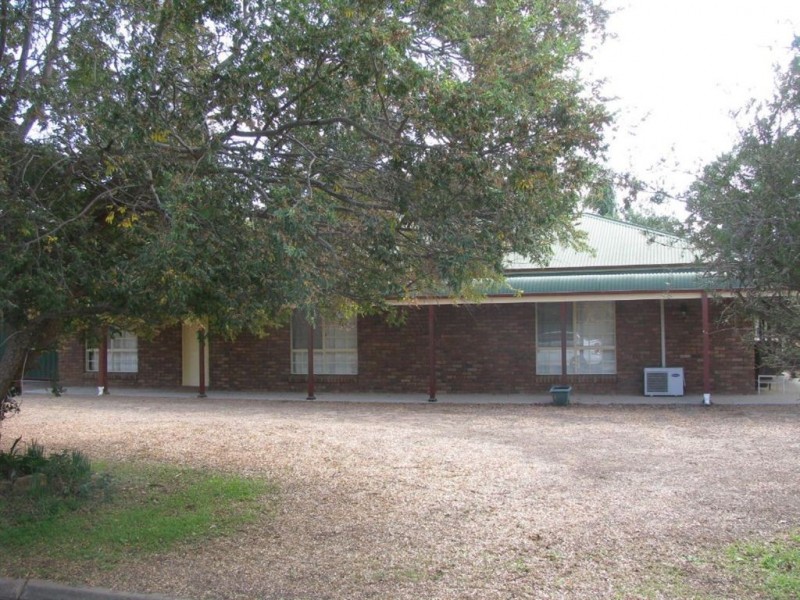 1 Deacon Drive, Warren NSW 2824