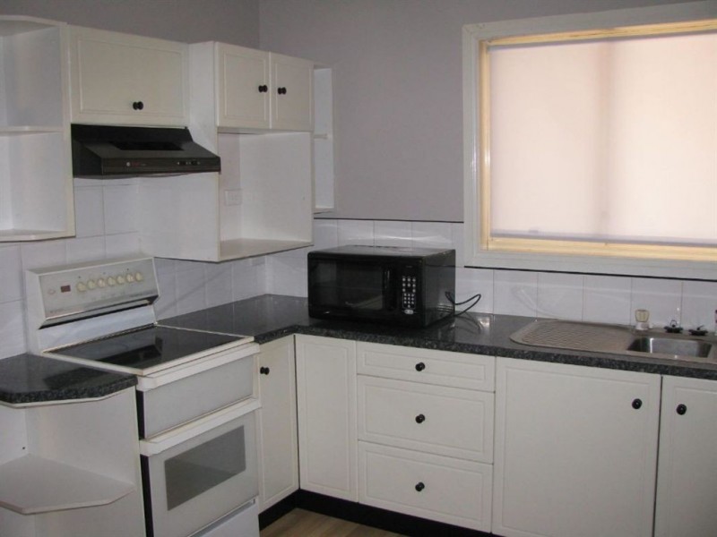 1 Deacon Drive, Warren NSW 2824