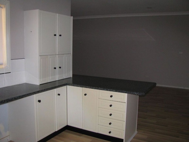 1 Deacon Drive, Warren NSW 2824