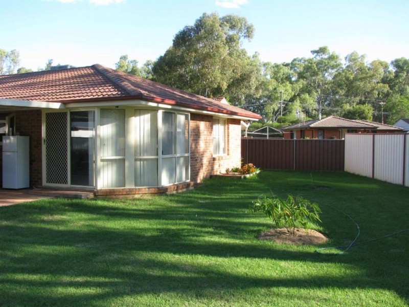 1 Mageibra Place, Warren NSW 2824