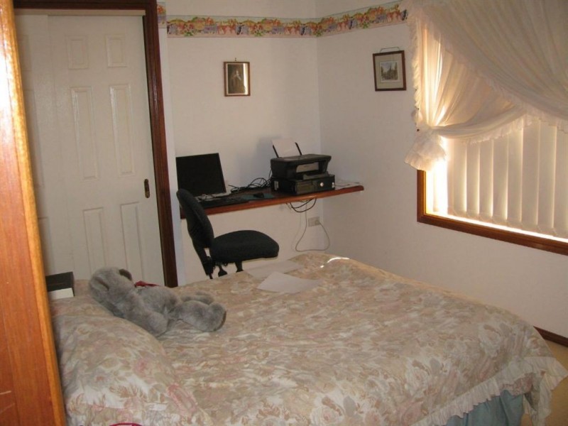 1 Mageibra Place, Warren NSW 2824