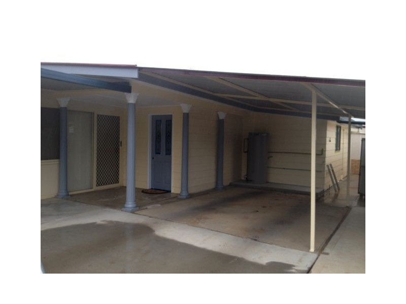 16 Zora St, Warren NSW 2824