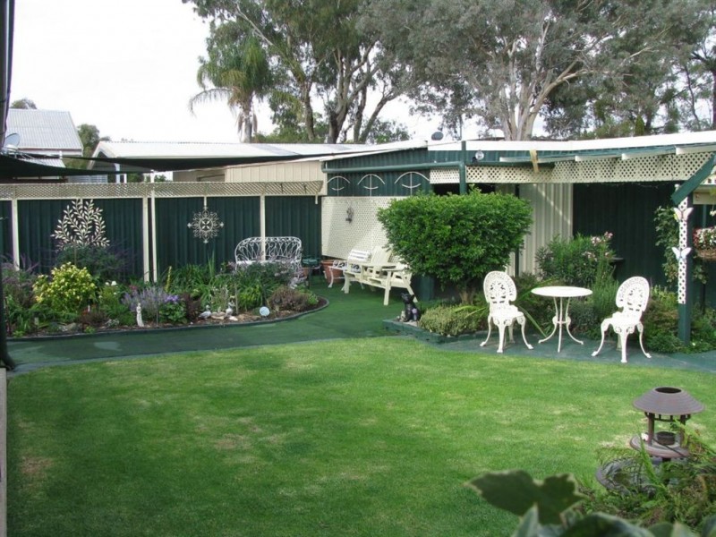 19 Glen St, Warren NSW 2824