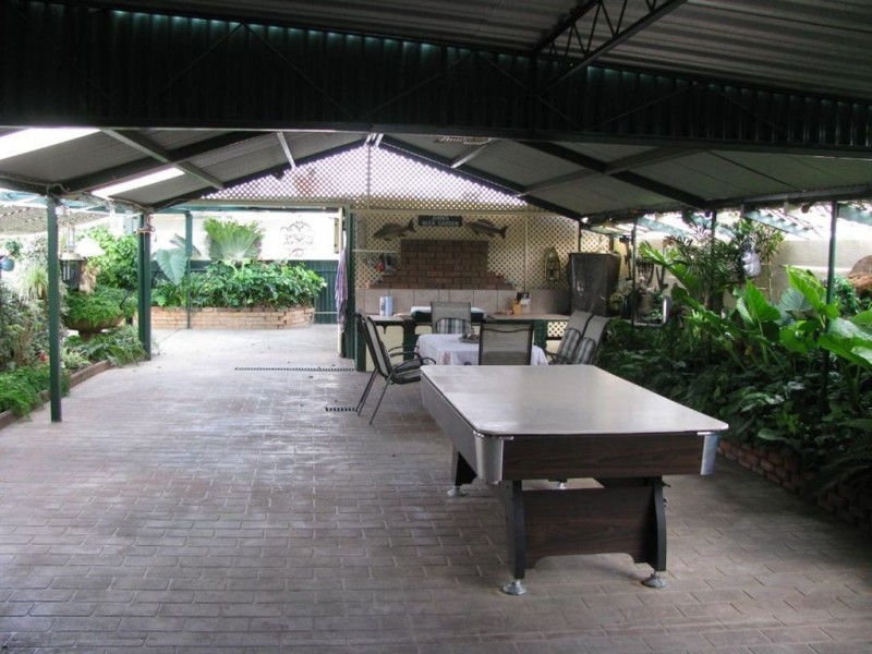 19 Glen St, Warren NSW 2824