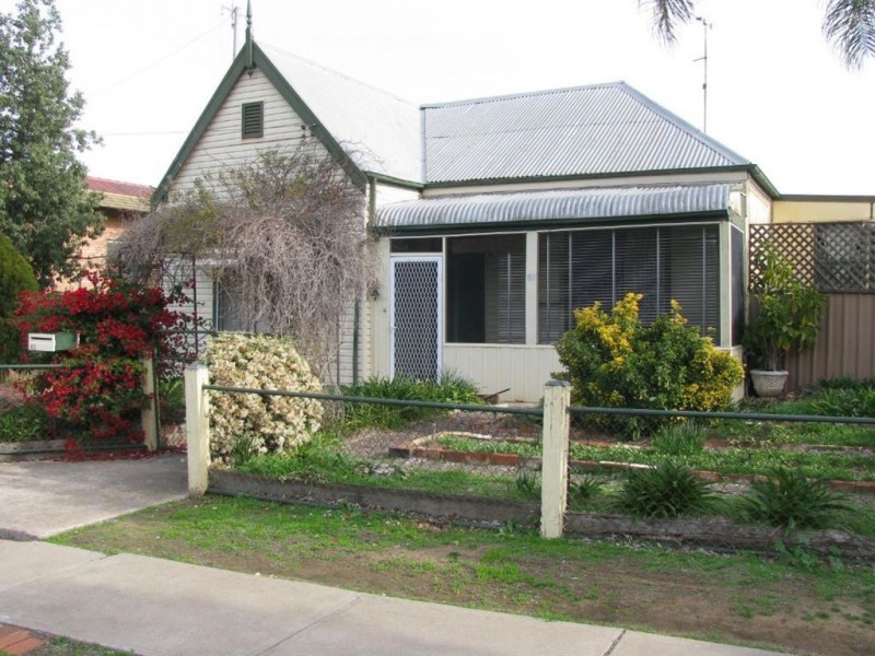 61 Dubbo St, Warren NSW 2824