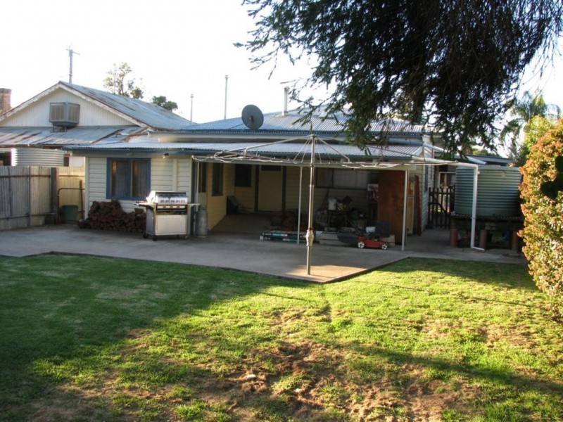 9 Milson St, Warren NSW 2824