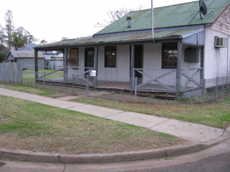 7 Boston St, Warren NSW 2824