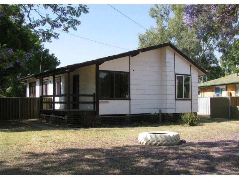 20 Garden Ave, Warren NSW 2824