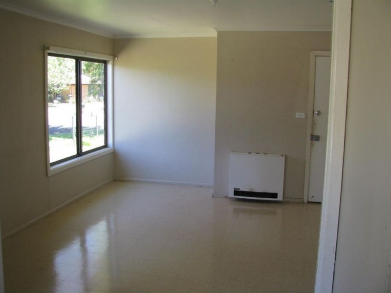 20 Garden Ave, Warren NSW 2824