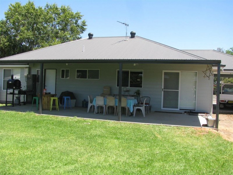 112 Thornton Ave, Warren NSW 2824