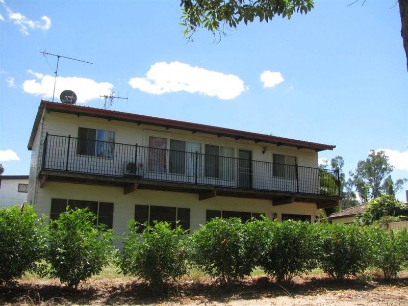 9 Macquarie Drive, Warren NSW 2824