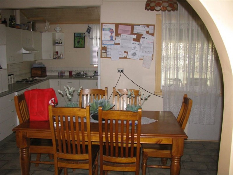 168 Dubbo St, Warren NSW 2824