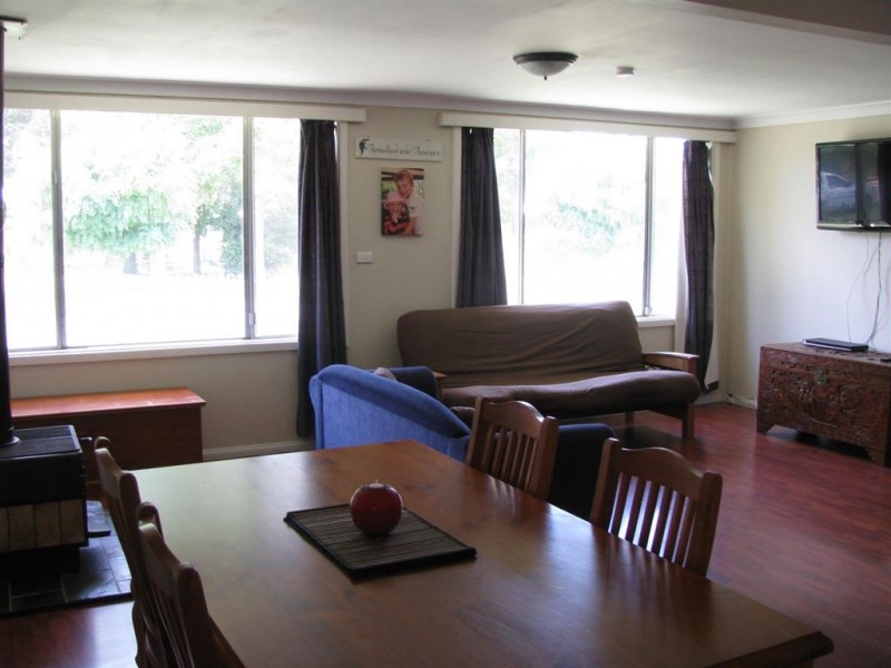 3 Boss Ave, Warren NSW 2824