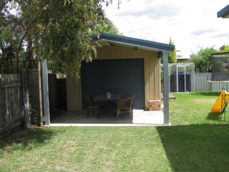 3 Boss Ave, Warren NSW 2824