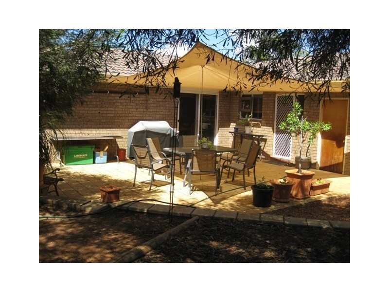 12 Bannister Court, Cobar NSW 2835