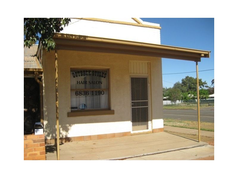 28 Barton Street, Cobar NSW 2835