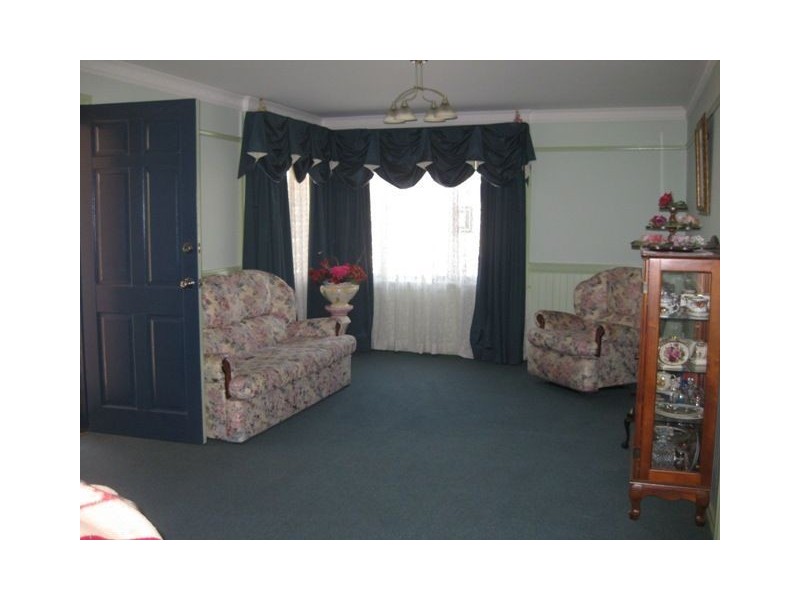 39 Bathurst Street, Cobar NSW 2835