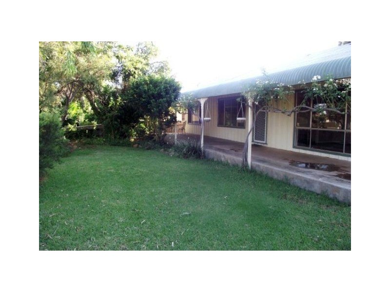 7 Booroomugga Street, Cobar NSW 2835