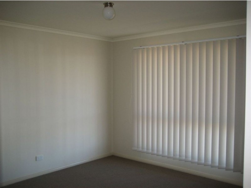 19 Duffy Drive, Cobar NSW 2835