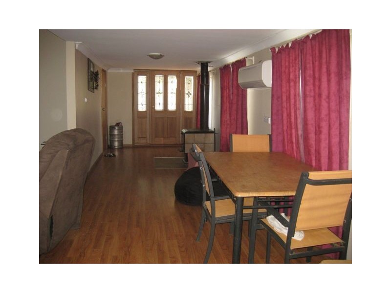 24 Green Street, Cobar NSW 2835