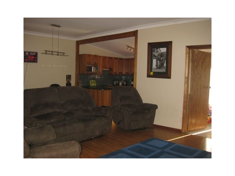 24 Green Street, Cobar NSW 2835