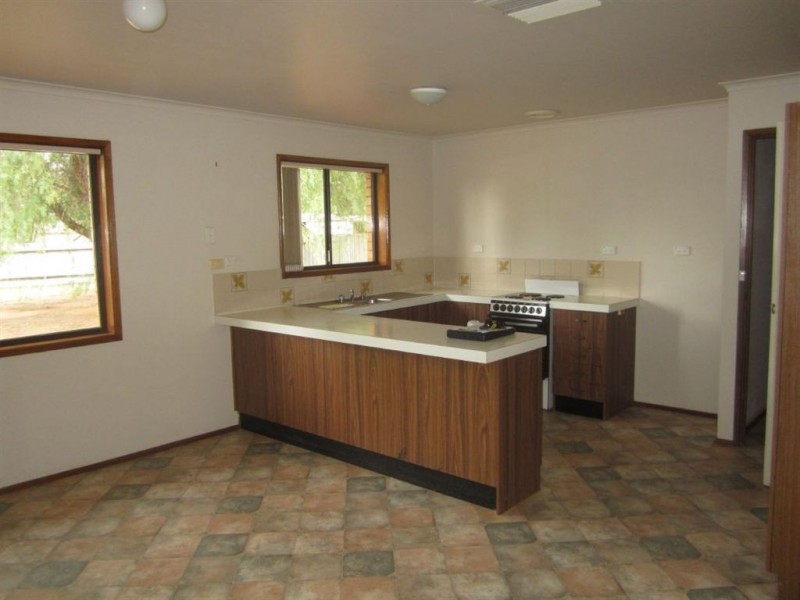 5 Cypress Place, Cobar NSW 2835