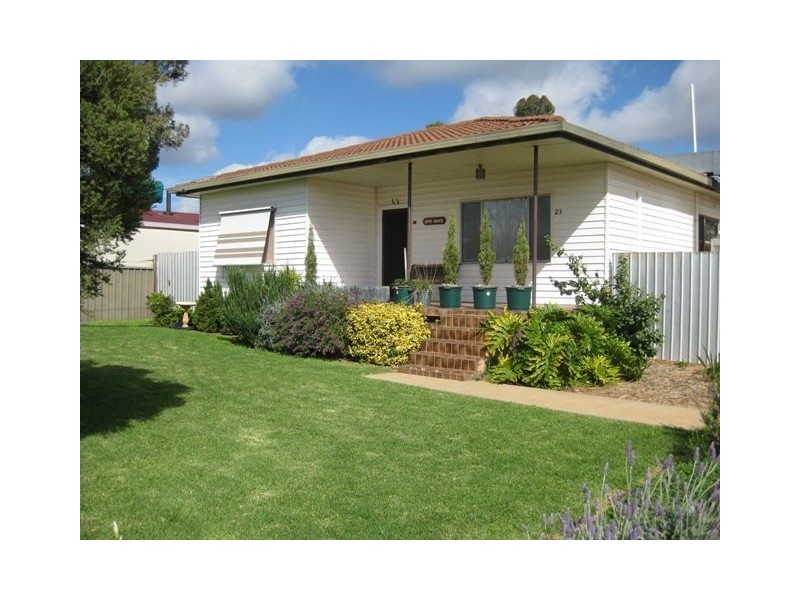 23 Longworth St, Cobar NSW 2835