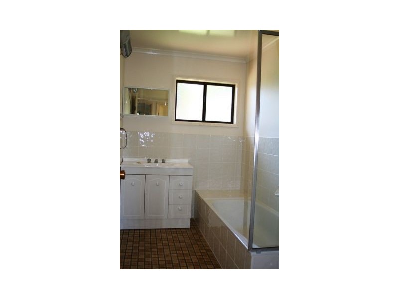 28 Tindera St, Cobar NSW 2835