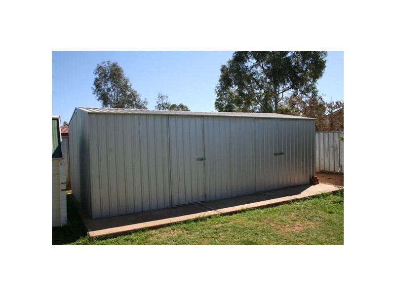 28 Tindera St, Cobar NSW 2835