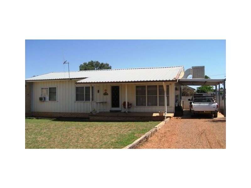 2/9 Kelly Street, Cobar NSW 2835