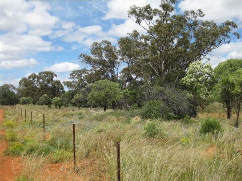 * The Look Out, Cobar NSW 2835